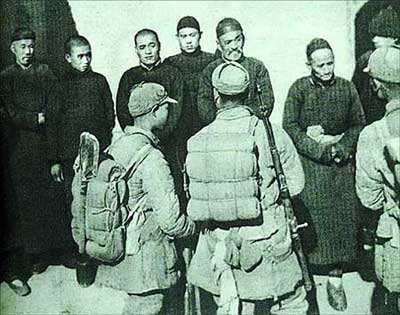 支队长为中将,支队政委为少将,手下一个营教导员成为上将