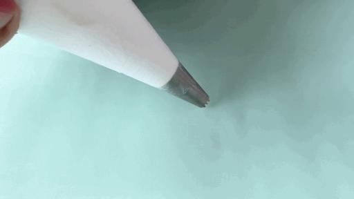 向日葵裱花手法教程简单易学,蛋糕裱花入门基础手法