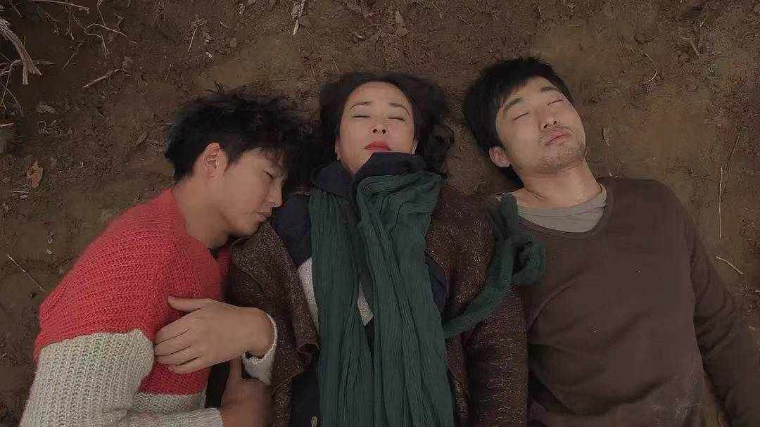 *虐性**、*力暴**、畸恋毁三观他都占了,要怎么评价这个“变态”导演?