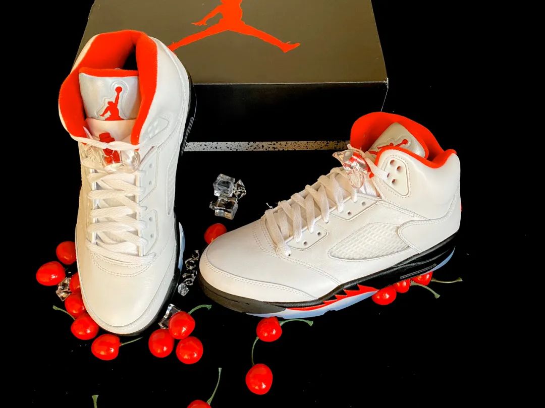 社区精选|开箱AJ5流川枫