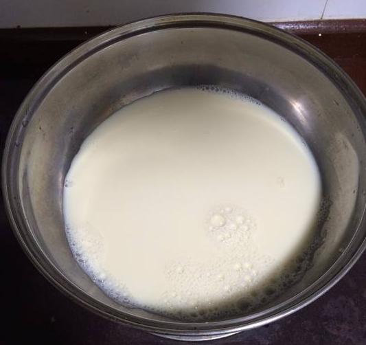 打豆浆用圆的豆子还是扁的豆,豆浆煮后做豆浆怎么还有豆腥味