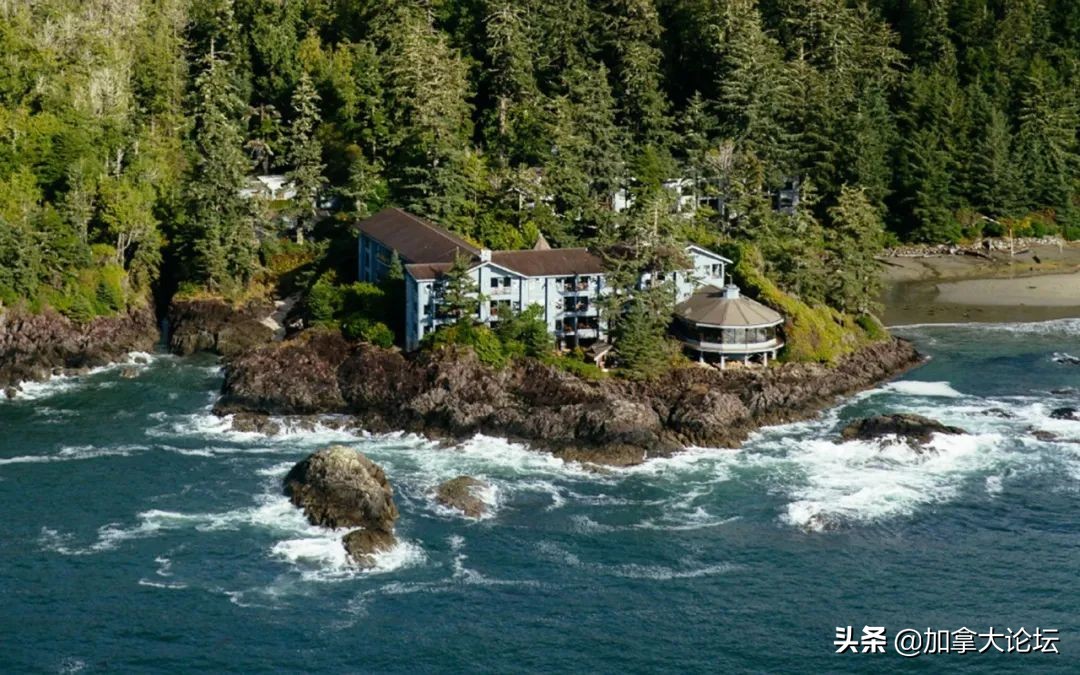 老公寓240万天价成交，BC省这小镇房市起飞了