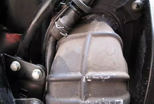 碣石ax100摩托车翻新过程,碣石越野摩托车crf450r翻新过程