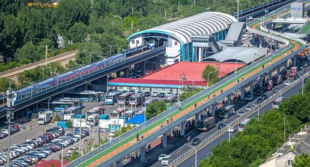 党建领航开新局凝心聚力谱新篇,党建引领双创