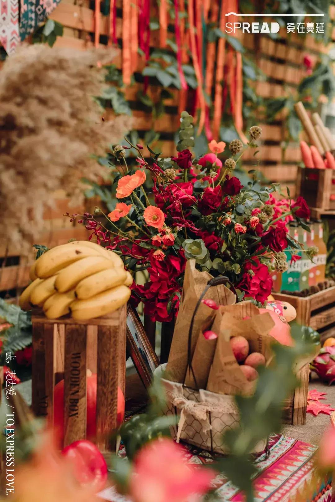 简单而又精致的小型婚礼,如何营造沉浸式婚礼