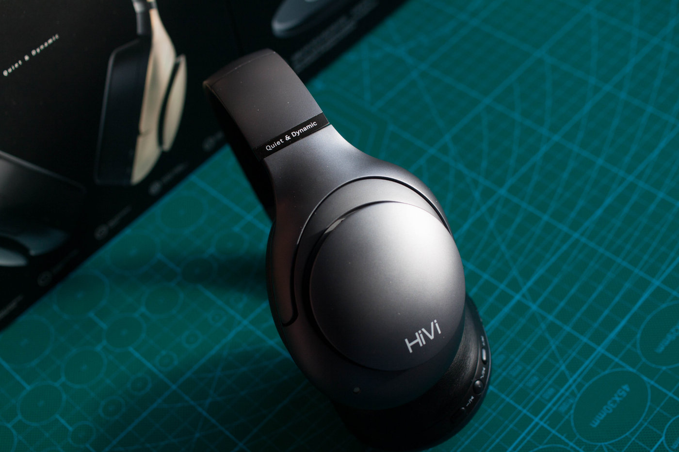 惠威旗舰耳机,惠威耳机aw-85深度评测