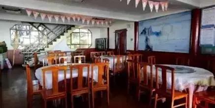 华山山顶住宿的地方,华山山上住宿推荐