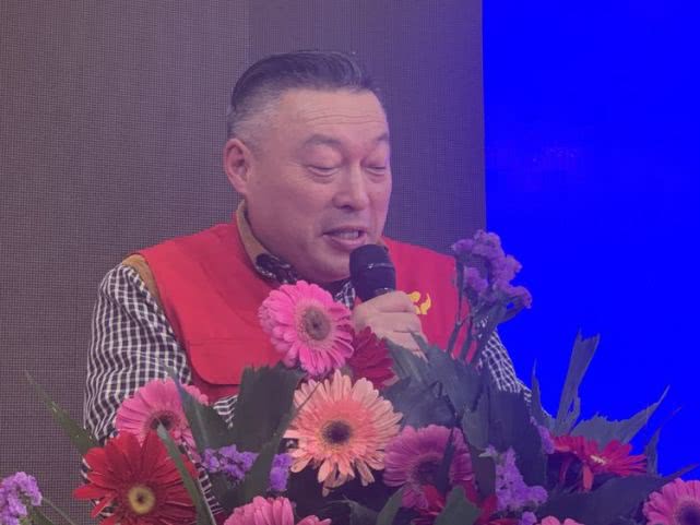 回首过去勠力同心展望未来,回首共同奋斗历程