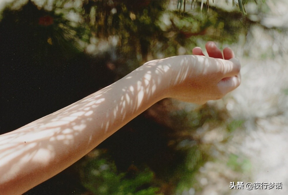 恋爱5年互删,和相恋五年的人互删是什么体验