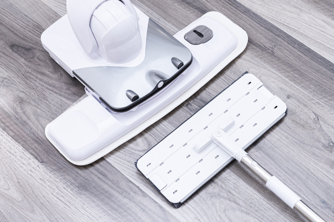 60秒竟能拖地1000次，相当于16个保洁请回家！妈妈再也不腰疼..