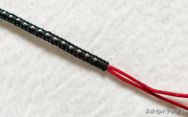 双向平结手链编织教程串珠,花样平结串珠花朵手链