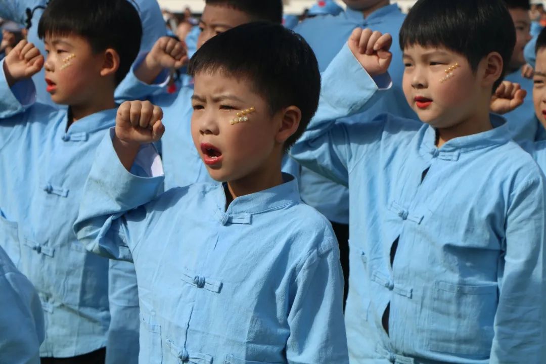 教育我们是认真的文字图片,《教育我们是认真的》完整版