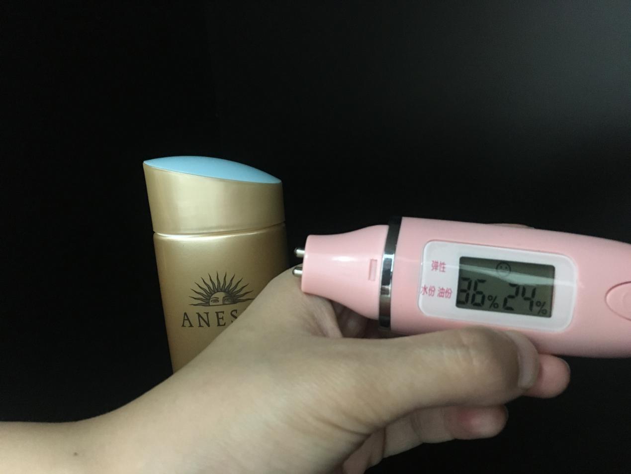 温和保湿防护乳,清爽高倍防护乳