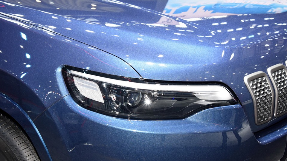 jeep自由光费用,jeep自由光开两年能卖多少钱