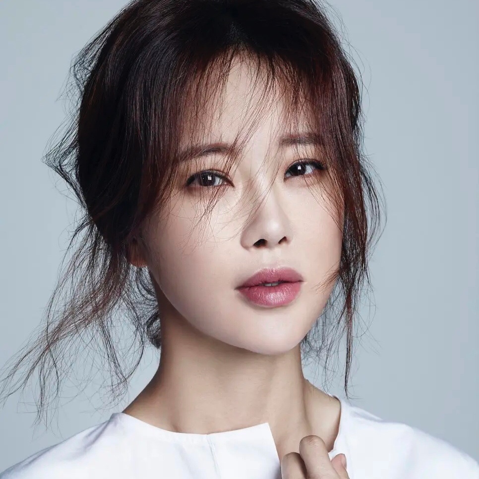 工资700块、住地下室、得抑郁症，韩版《浪姐》一个比一个惨