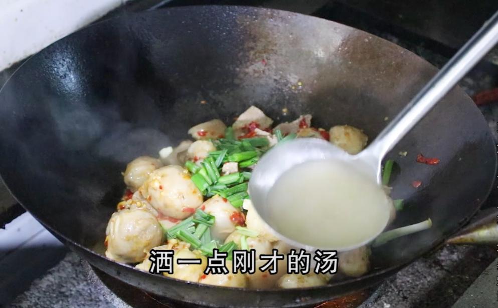 这才是正宗广西芋头的做法,芋头最简单好吃的视频