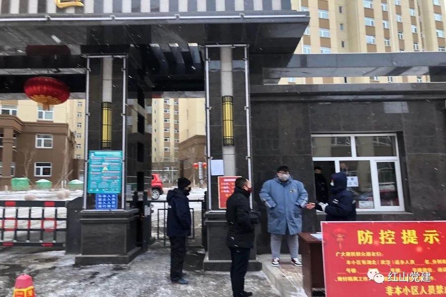 90后社区抗击疫情的工作者,90后社区干部用坚守诠释担当