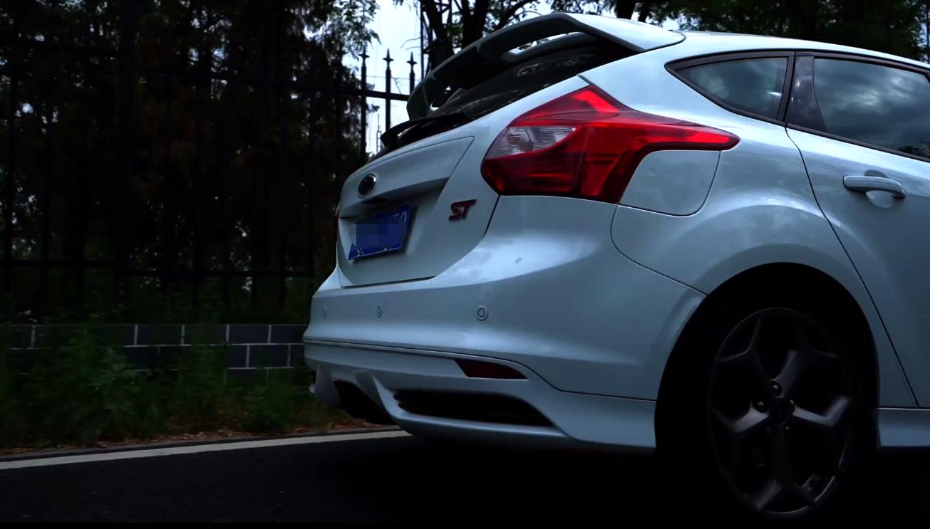 13万帮粉丝买了台手动钢炮，手里的GTI突然不香了