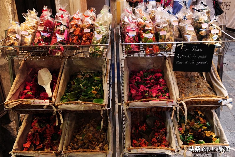 感受法国浪漫的东方韵小镇,邂逅法国最美小镇