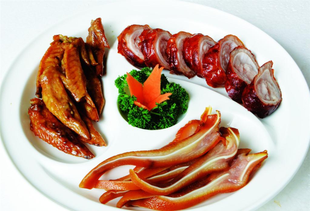 开一家正宗四川卤菜哪里学学会要多久重庆餐饮卤菜零基础培训学习