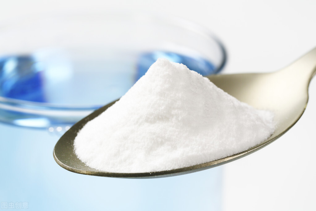 壹健康小知识：小苏打能洗衣服吗？小苏打洗衣服还要放洗衣液吗