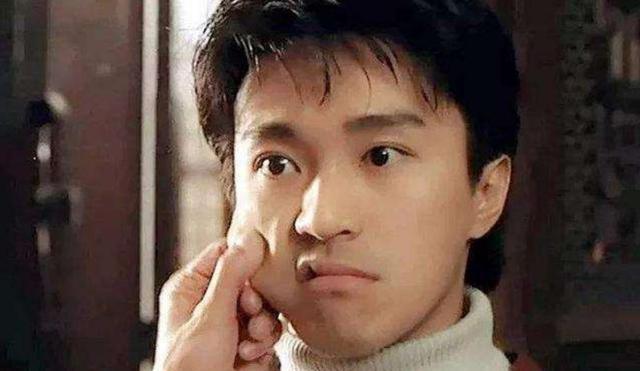 梁朝伟周星驰同台聊往事,梁朝伟对周星驰的评话