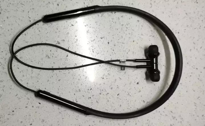 小米项圈蓝牙耳机299值得买吗,小米降噪蓝牙项圈耳机有假货吗