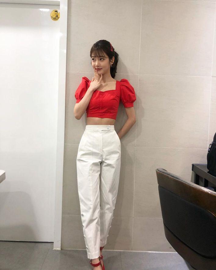 跟着韩星学穿衣搭配,韩星牛仔穿搭