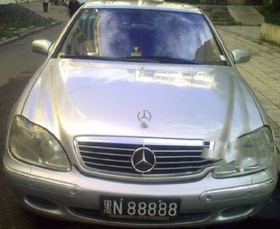 黑龙江黑底红字车牌,黑龙江5个88888车牌都在什么车上