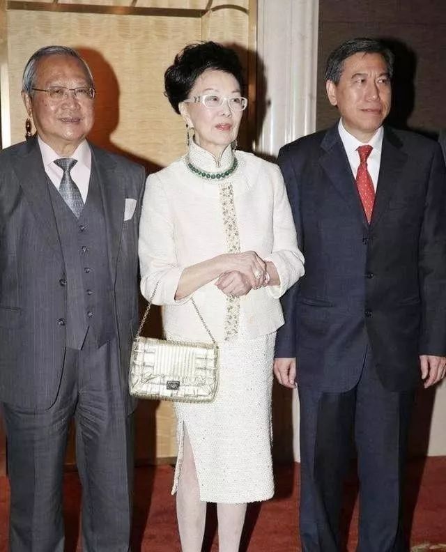 香港第一阔太甘比,香港第一阔太结局