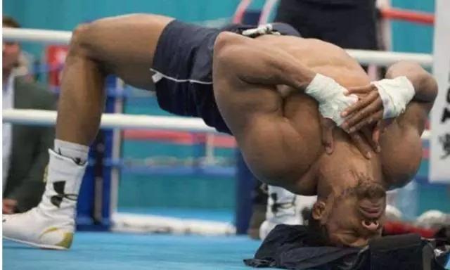 用盐擦身体会有抗击打能力吗,用粗盐搓脸脸会抗打吗