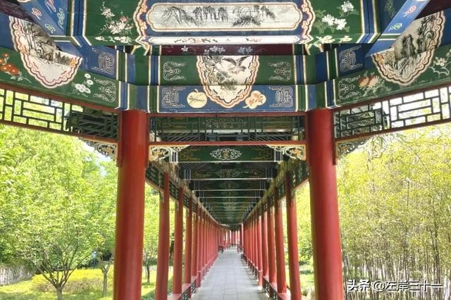 横店故宫和北京故宫哪个值钱,北京故宫与横店故宫