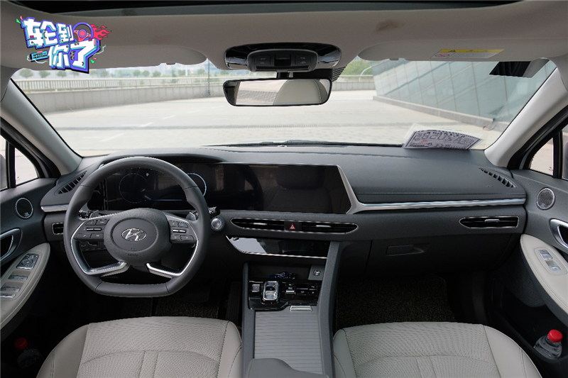 试驾索纳塔领先版,试驾第十代索纳塔有感