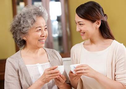 婆婆给钱不想要怎样委婉的拒绝,婆婆一个月给我一万我该怎么办