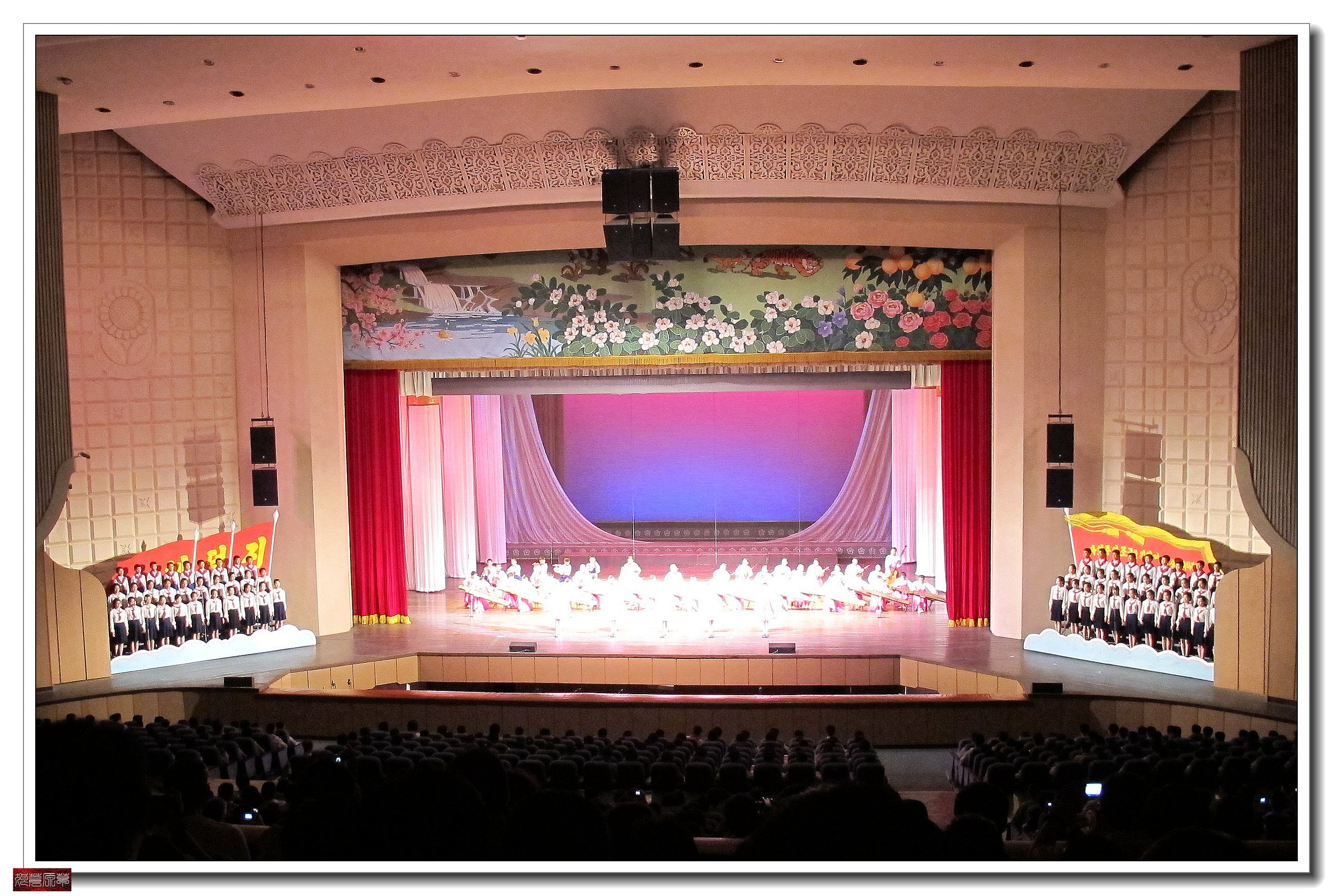 走进神秘国度纪录片,十年前朝鲜万景台少年宫视频