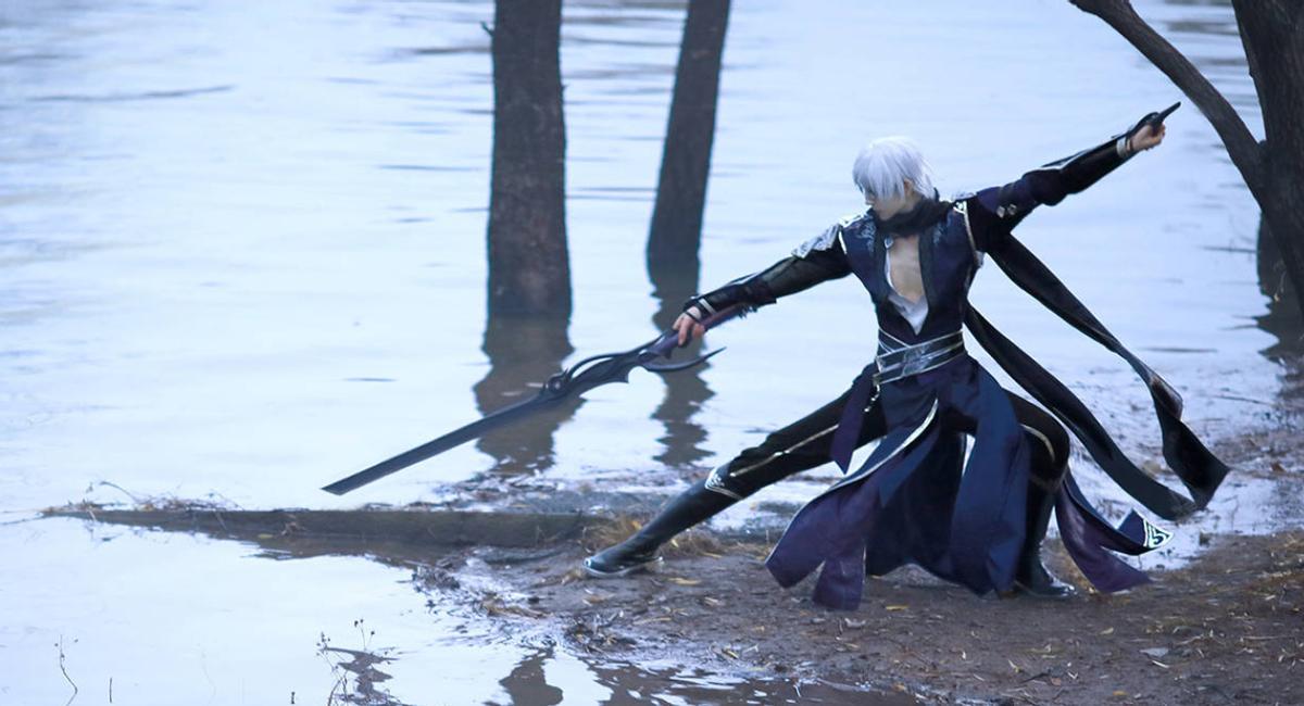 熊祁cos银发男人,熊祁最man的cos