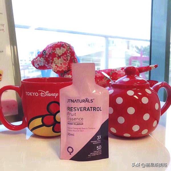 34岁叶一茜素颜照,叶一茜首次谈到做妈妈