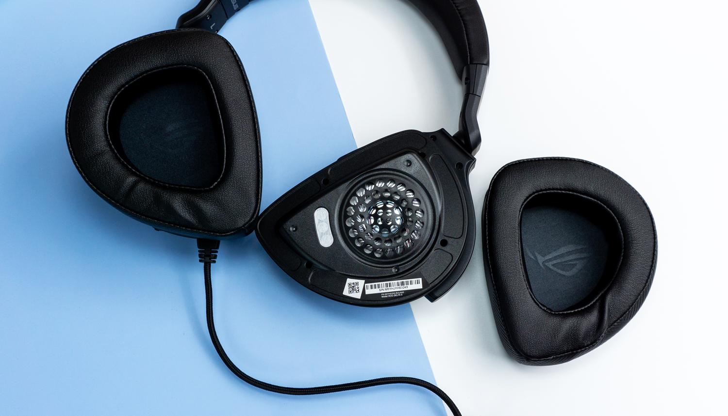 游戏宅理想桌面,电竞头戴式耳机rog棱镜s