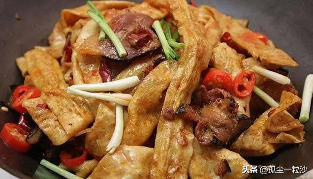 十堰美食馆子排行榜,十堰火车站广场美食