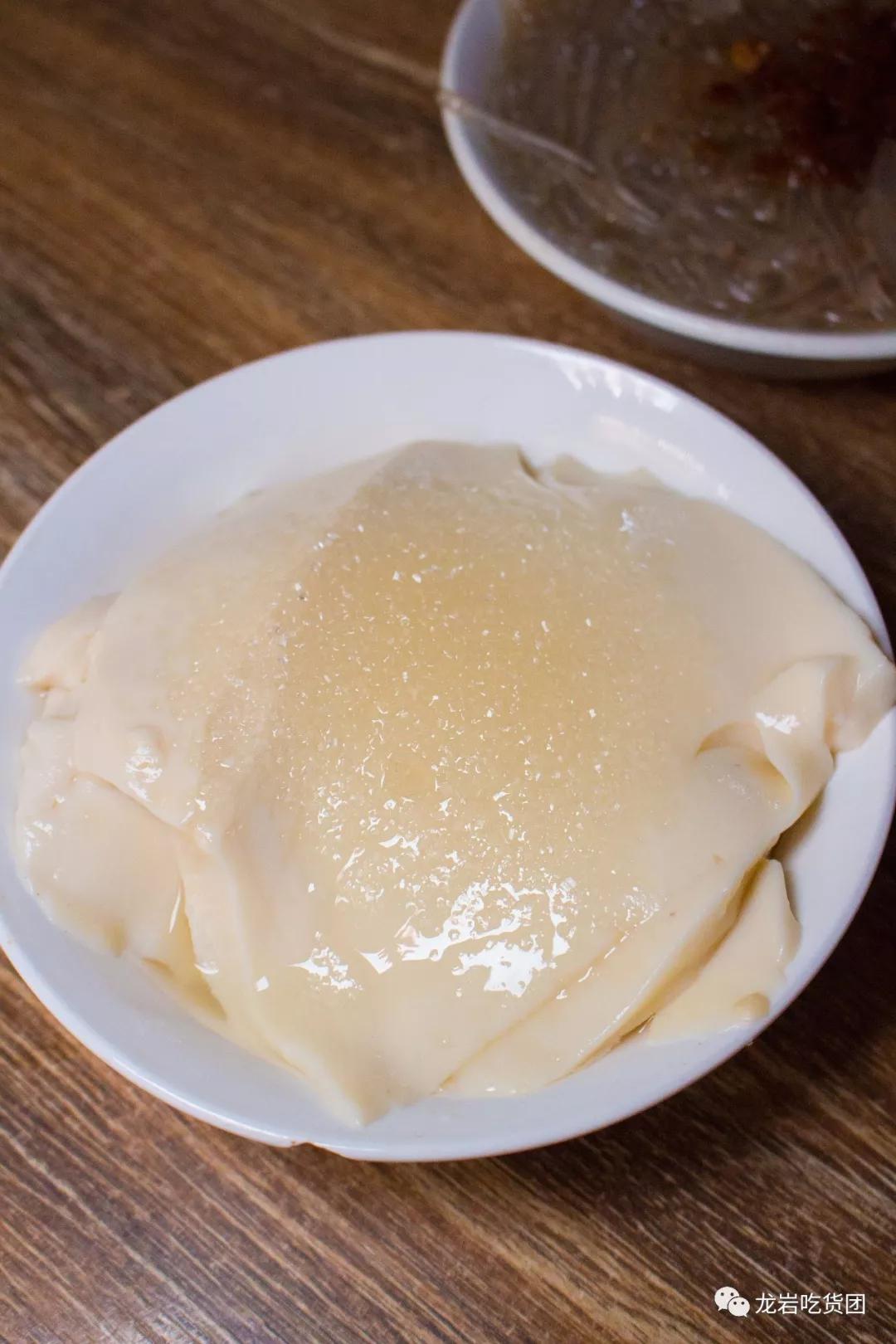 重庆渝北龙兴广场附近购物商场,前方到站工贸