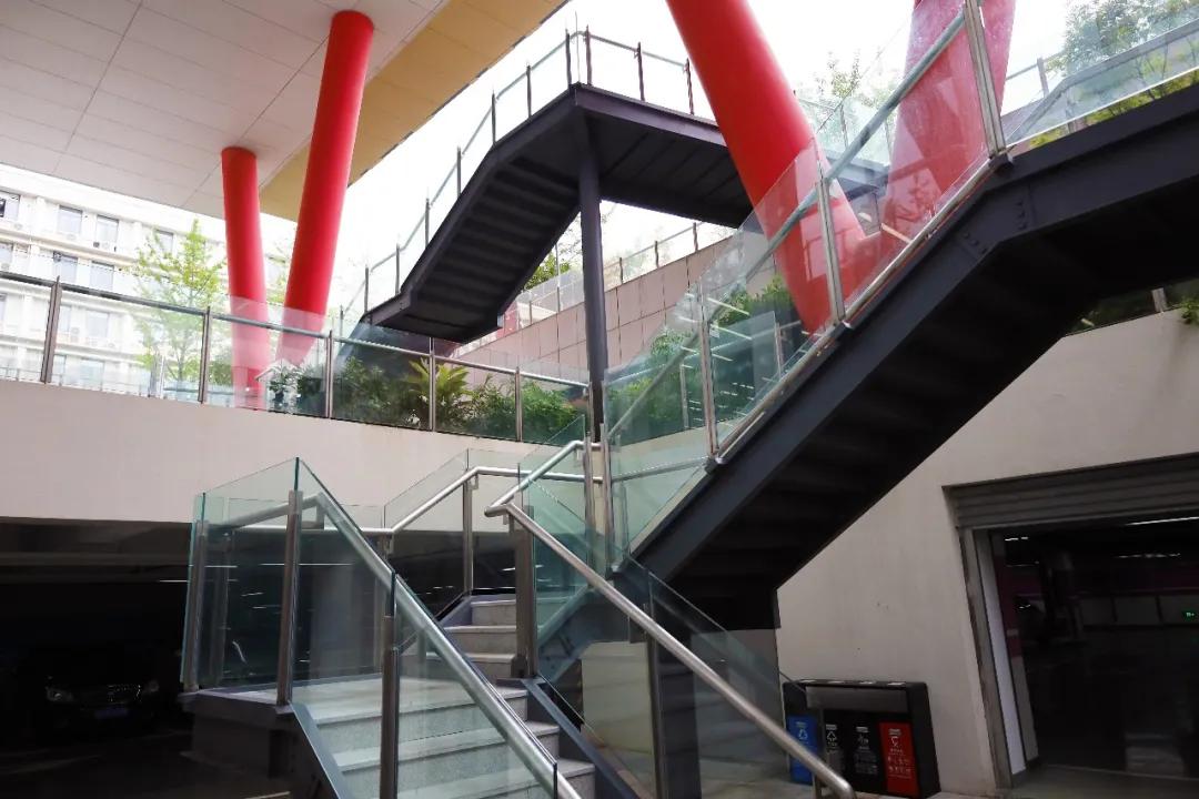 沪上“花园式”工地办公是怎样的体验？来看看这个白玉兰奖工程吧