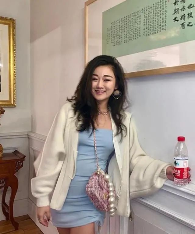 华为小公主和赌王女儿合照,华为公主和赌王千金