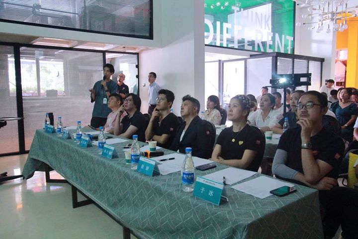 设计再好不能落地就是纸上谈兵,设计不是美学的胡乱堆砌