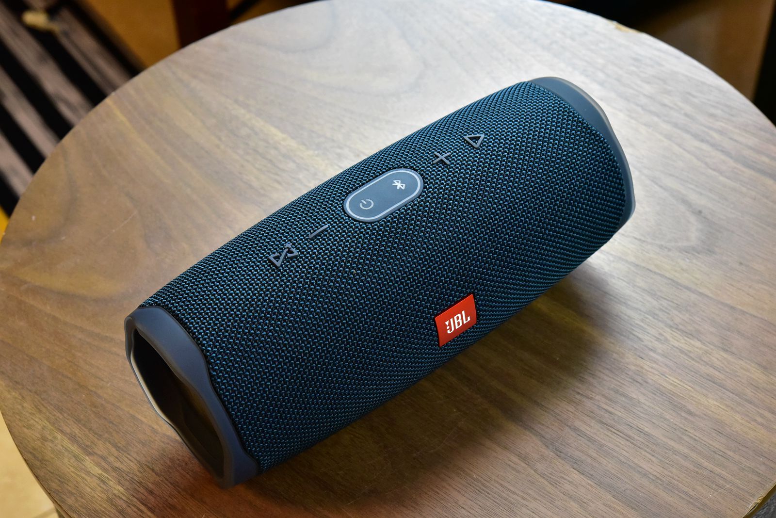 jbl冲击波4和冲击波5怎么选,jbl蓝牙音响低音为什么会这么强