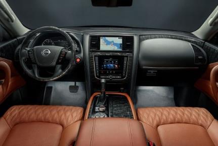 新款日产途乐中东版海外实车内饰,日产途乐y61中东版