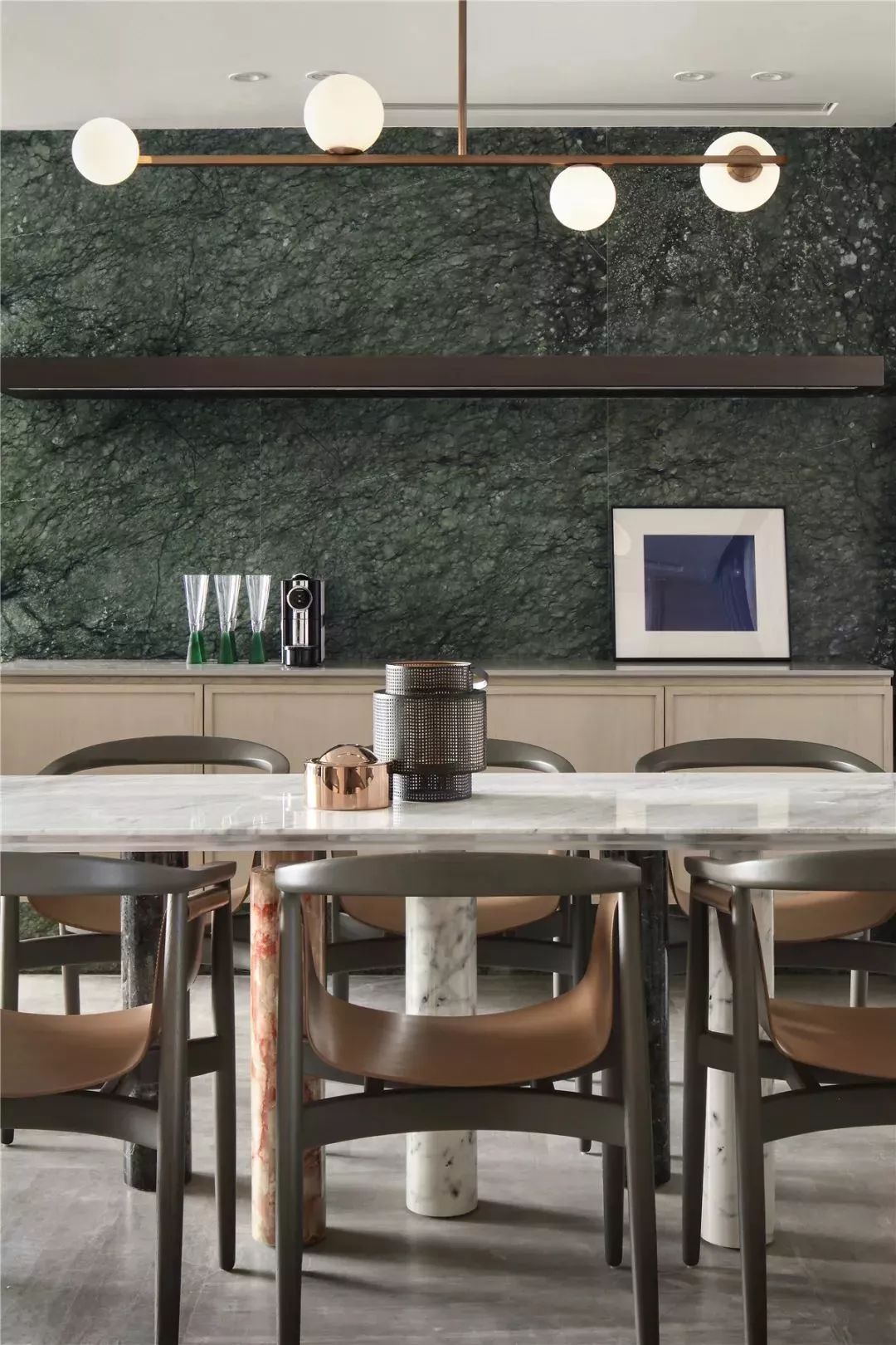 室内设计轻奢风,现代轻奢意式极简装修风格