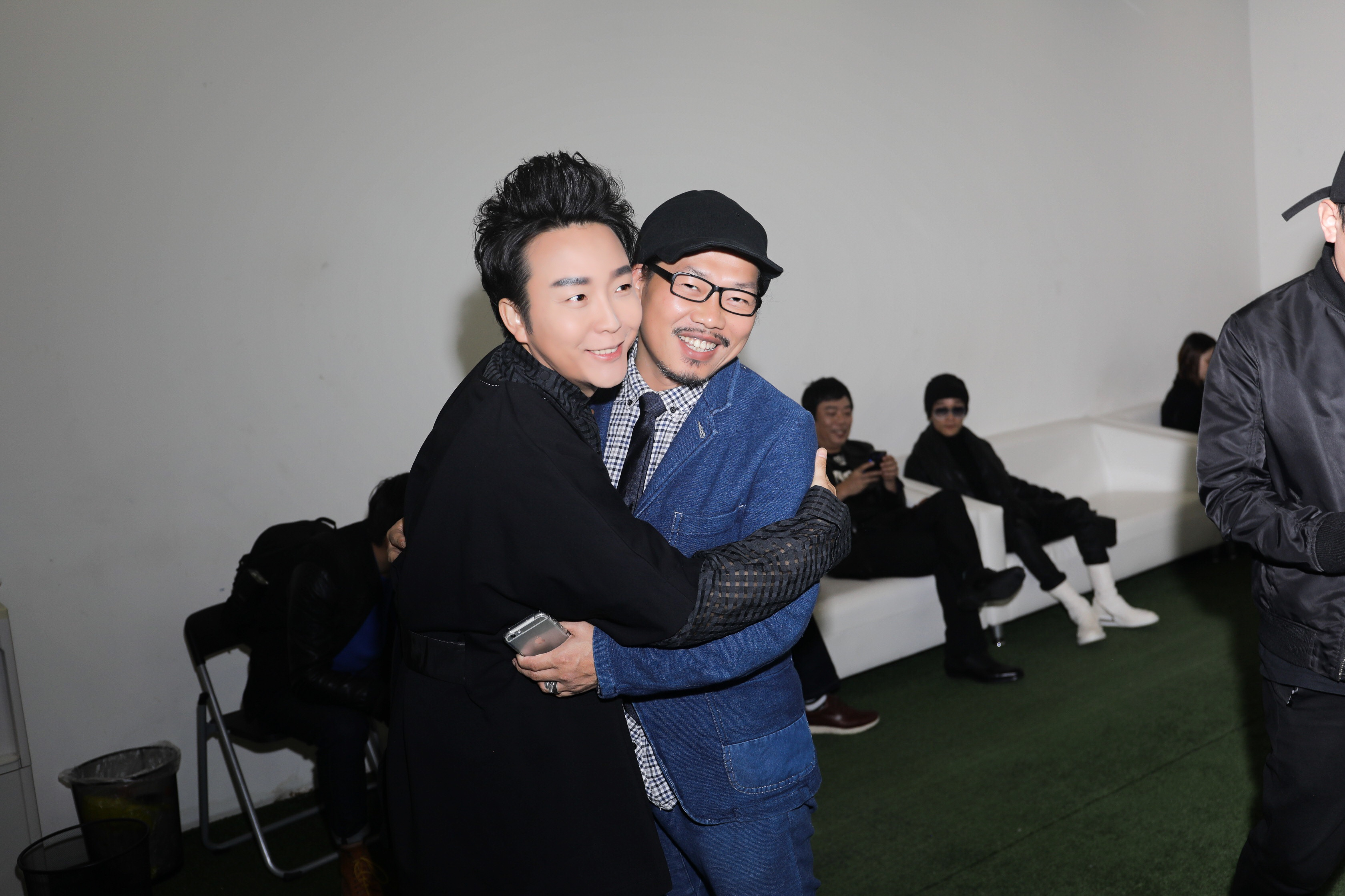 李玉刚被观众围观,李玉刚被网红包围是什么节目