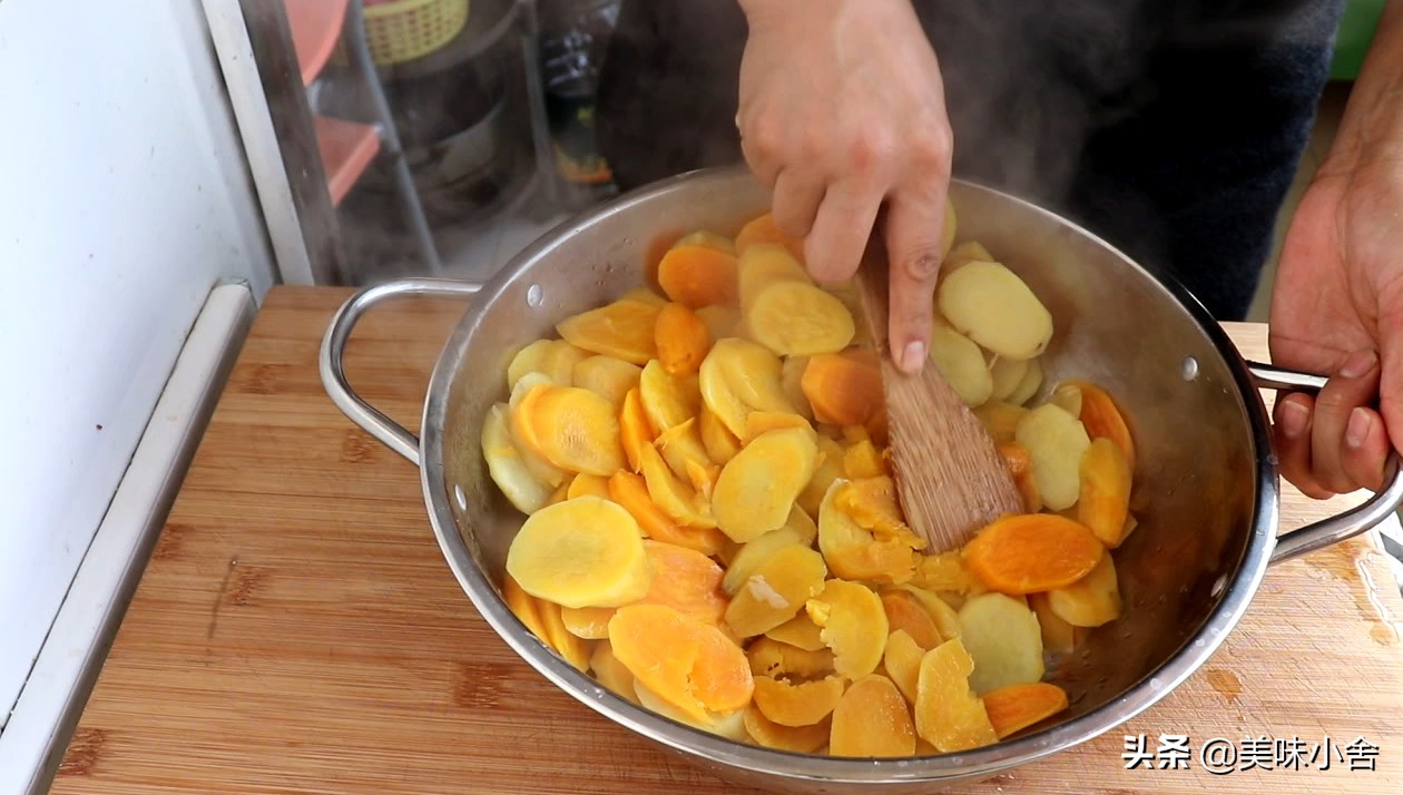 香甜酥脆的红薯丸子孩子超爱吃,家庭版红薯丸子没有糯米粉怎么做