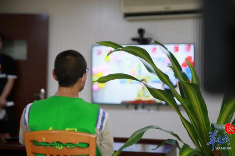 广东监狱上演“鹊桥相会”！视频会见助服刑人员诉相思