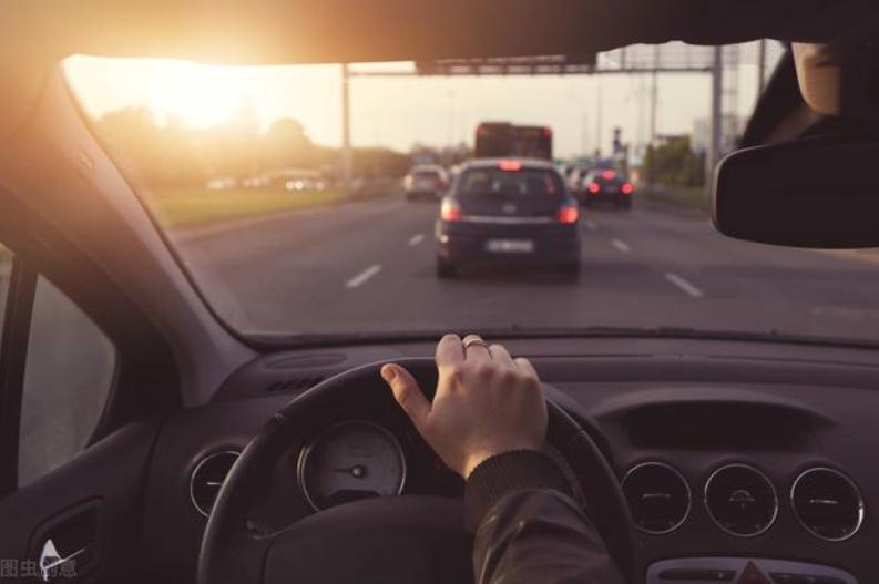 清算!刚刚交通部门叫停网约车天价补贴,下令停止平台所有业务